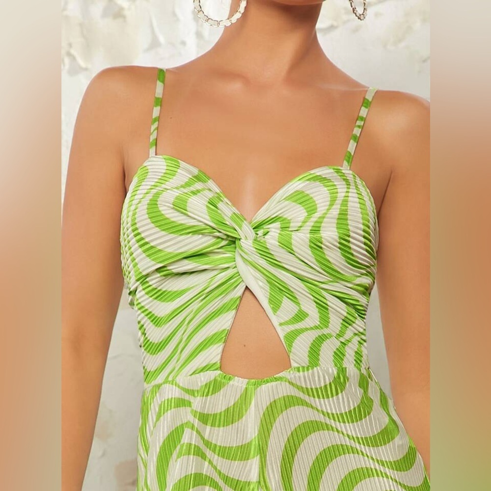 L'Amorae Wave Plisse Twist Cut Out Cami Wide Leg Jumpsuit - Picture 3 of 12